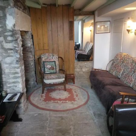 The Old Swan Walkers Cottage Bath Bagian luar foto