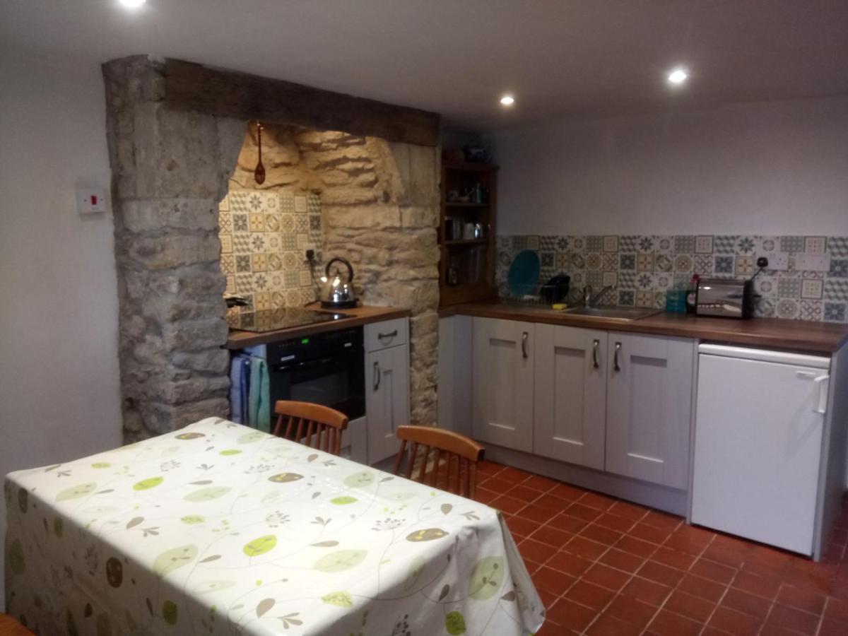 The Old Swan Walkers Cottage Bath Bagian luar foto
